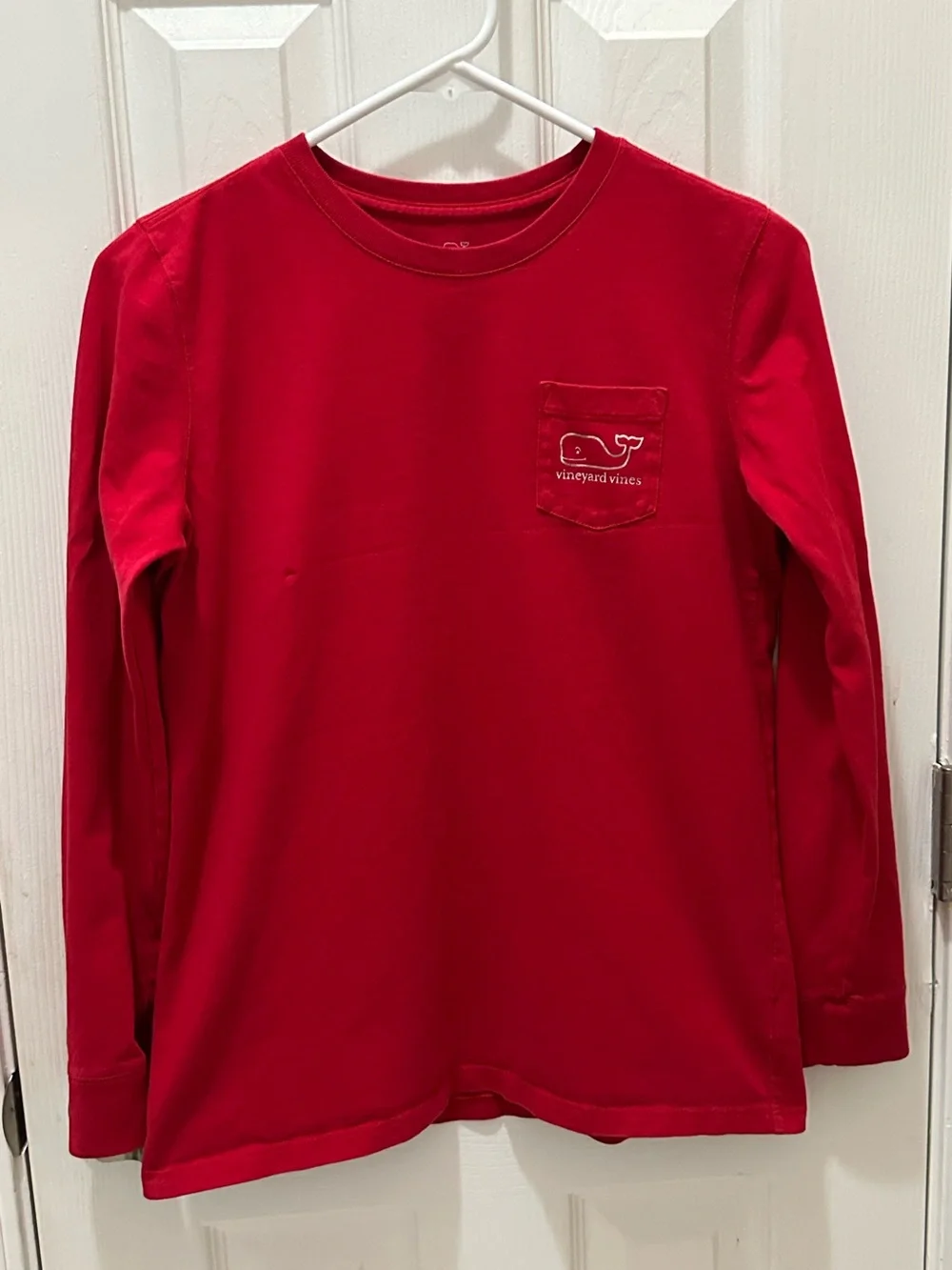 Vineyard Vines kids Vintage Whale Long-Sleeve Pocket Tee size XL Red